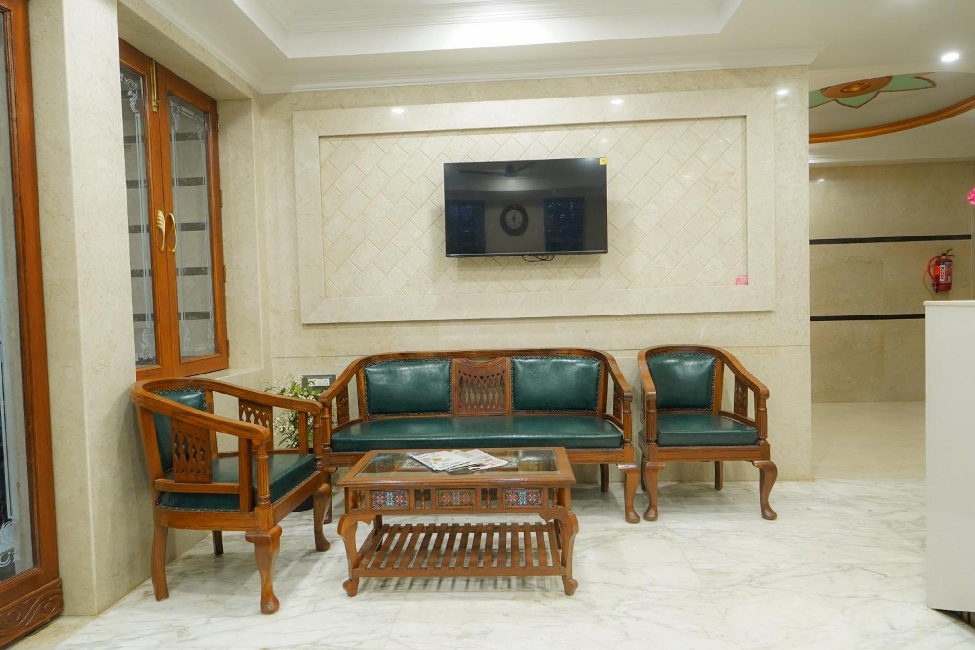Hotel Bright Star มหาบาเลชวาร์ ภายนอก รูปภาพ