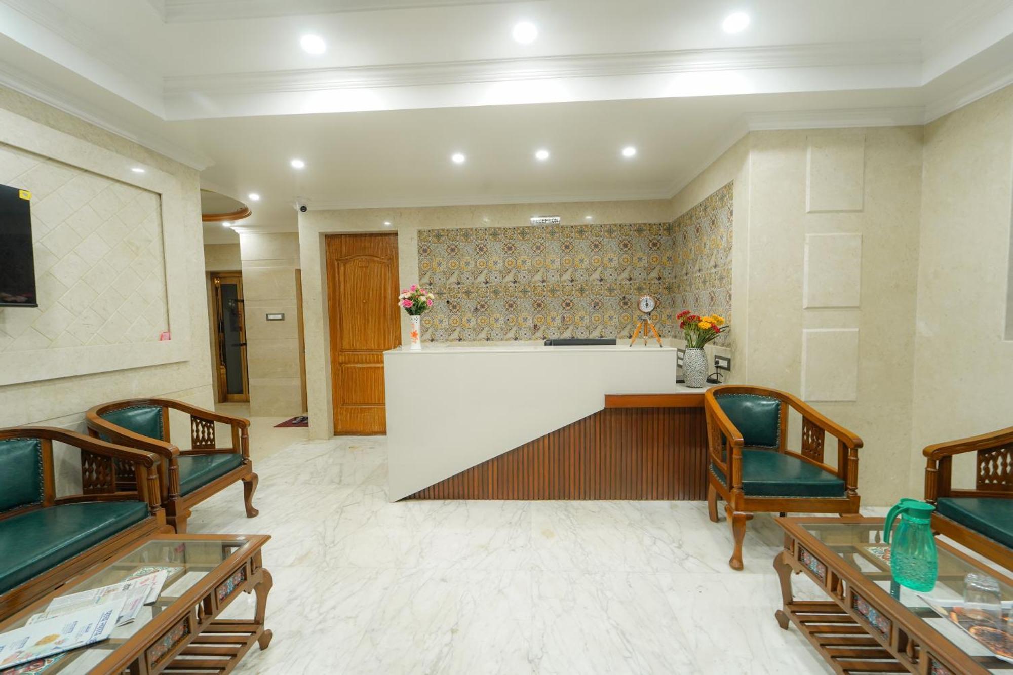 Hotel Bright Star มหาบาเลชวาร์ ภายนอก รูปภาพ