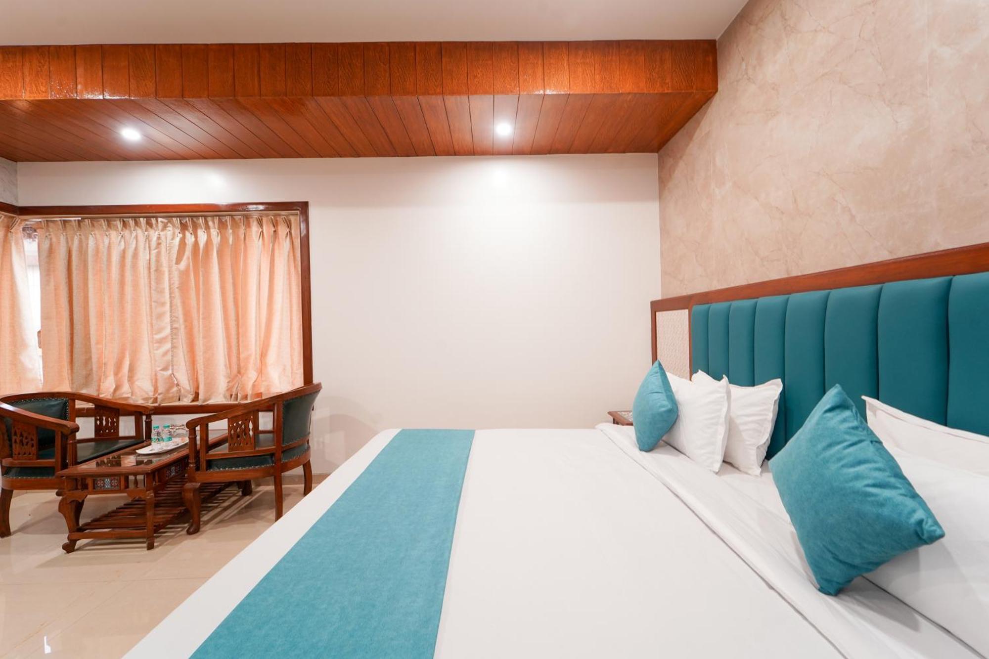 Hotel Bright Star มหาบาเลชวาร์ ภายนอก รูปภาพ