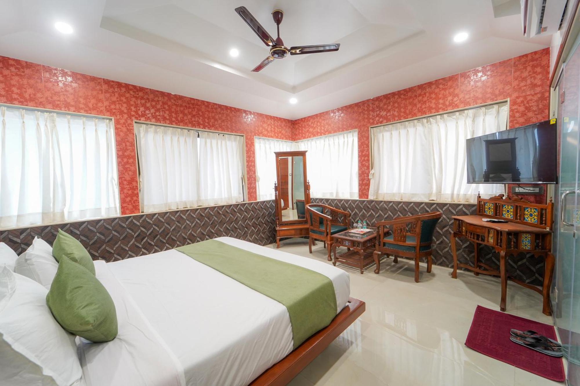Hotel Bright Star มหาบาเลชวาร์ ภายนอก รูปภาพ